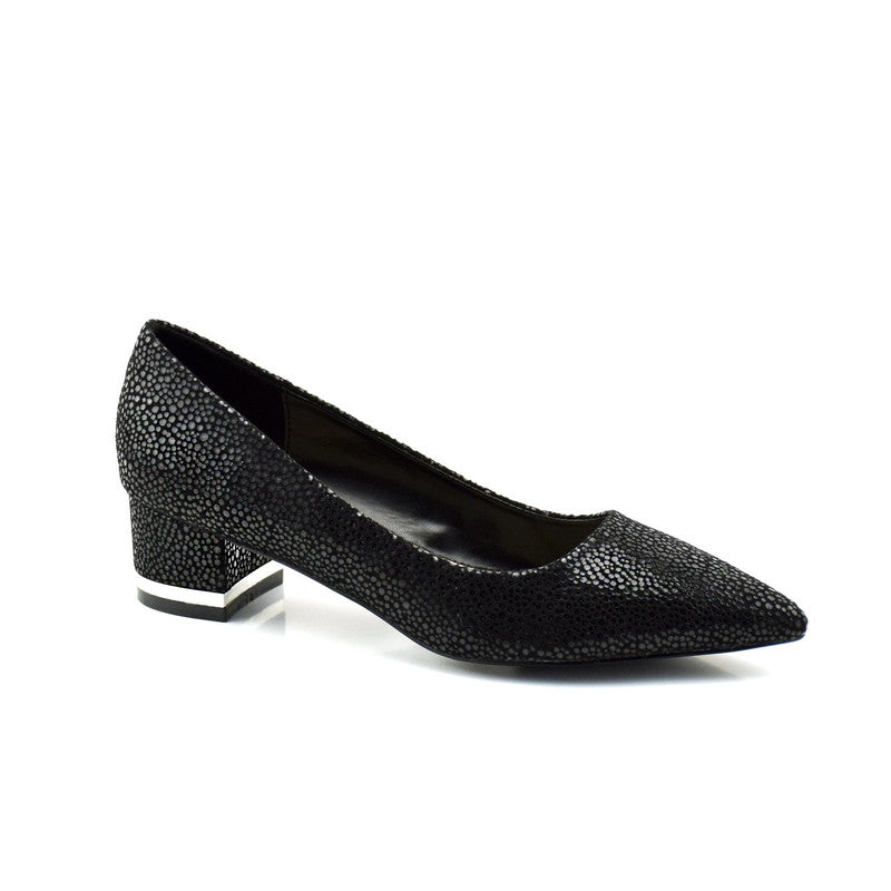 Salonke-L96556